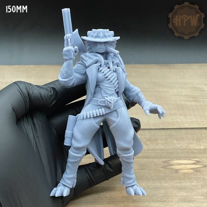 Female Dragonfolk Gunslinger | 3D Resin Print