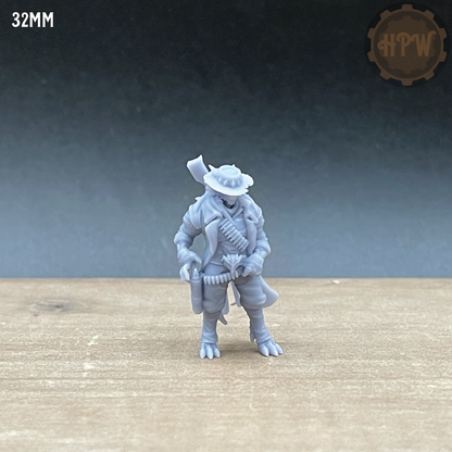 Male Dragonfolk Gunslinger | 3D Resin Print