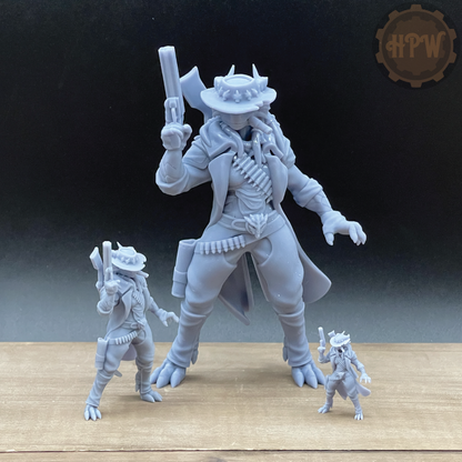 Female Dragonfolk Gunslinger | 3D Resin Print