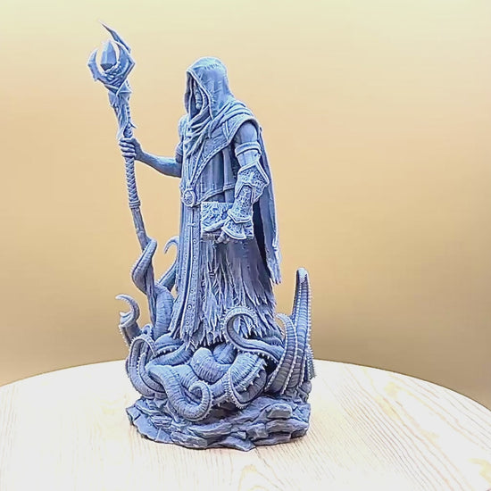 A 360 degree rotating video of the Unarmored Hastur model printed in gray resin