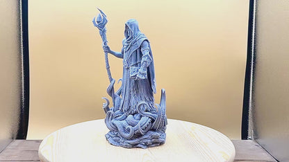A 360 degree rotating video of the Unarmored Hastur model printed in gray resin