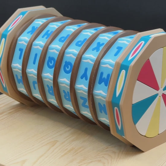 A 360 degree rotating view of a summer-themed combination dial lockbox